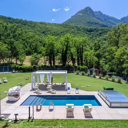 Villa Casalino Galassi 4&2 By Marche