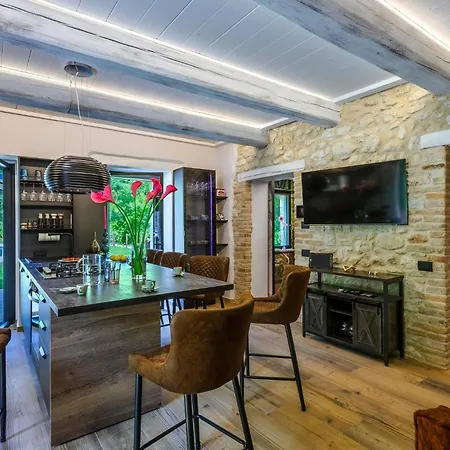 Casalino Galassi 4&2 By Marche Villa